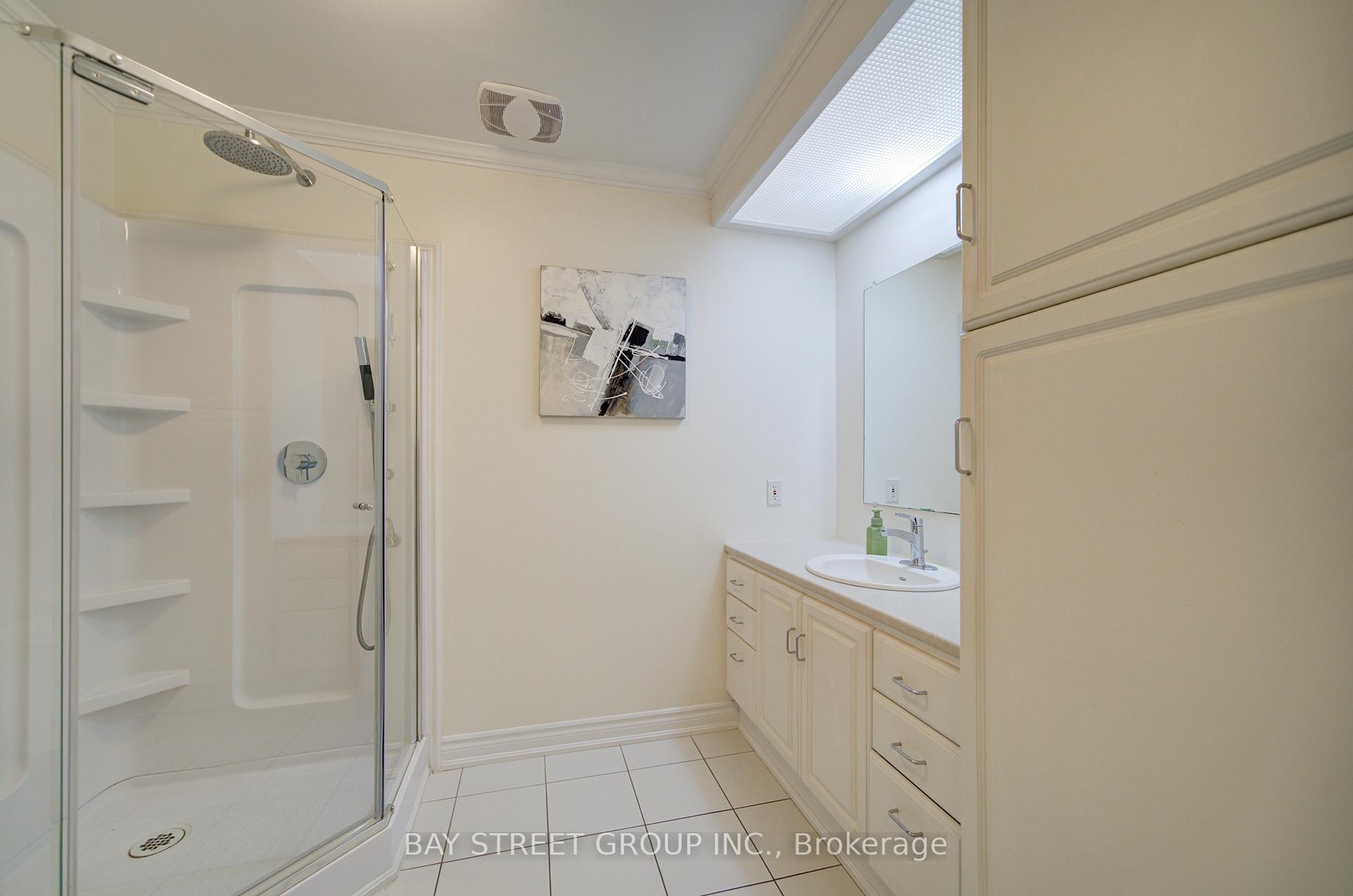 Photo 43 of 88 Marsdale Drive, St. Catharines, Glendale/Glenridge — HOMEH