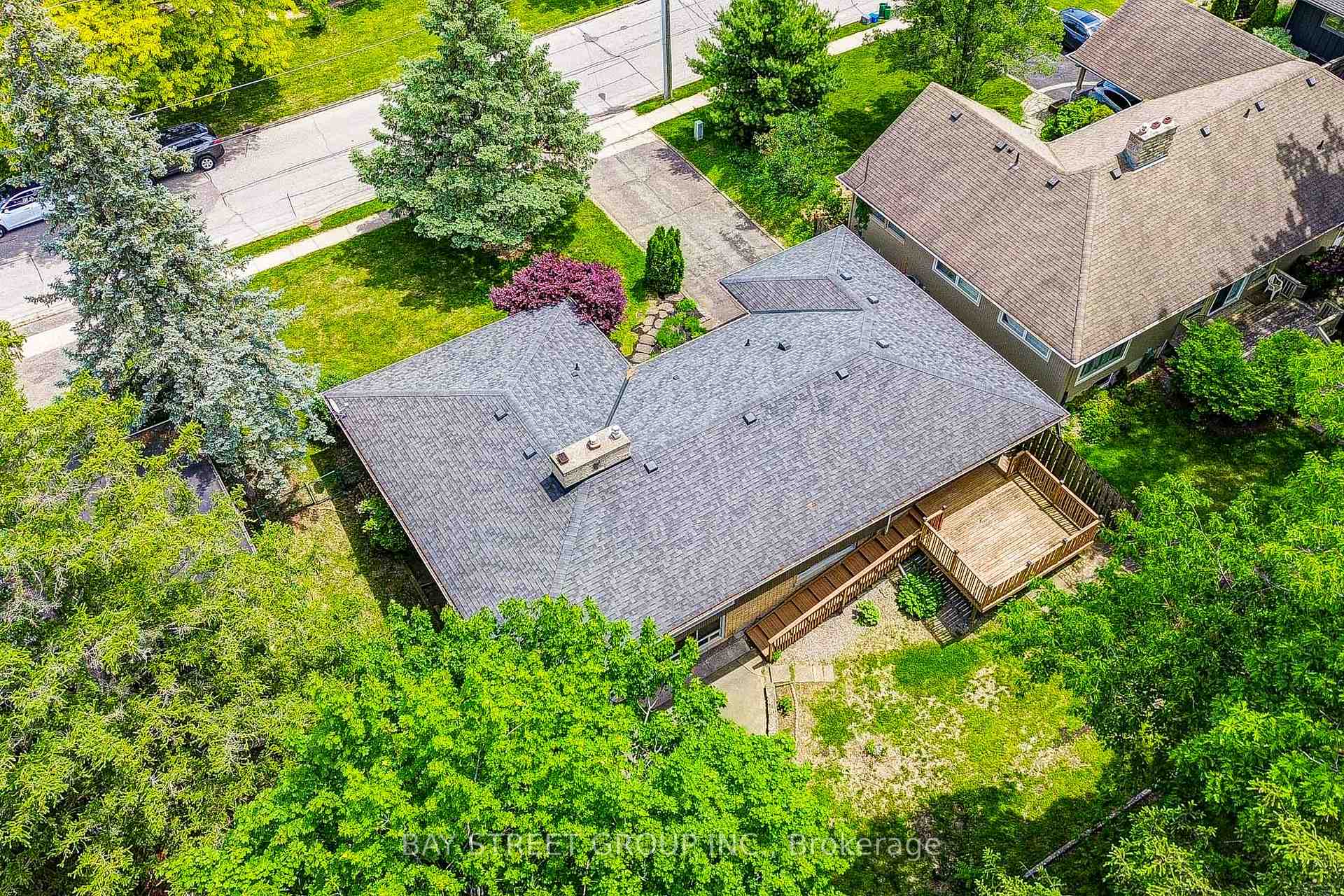 Photo 50 of 88 Marsdale Drive, St. Catharines, Glendale/Glenridge — HOMEH