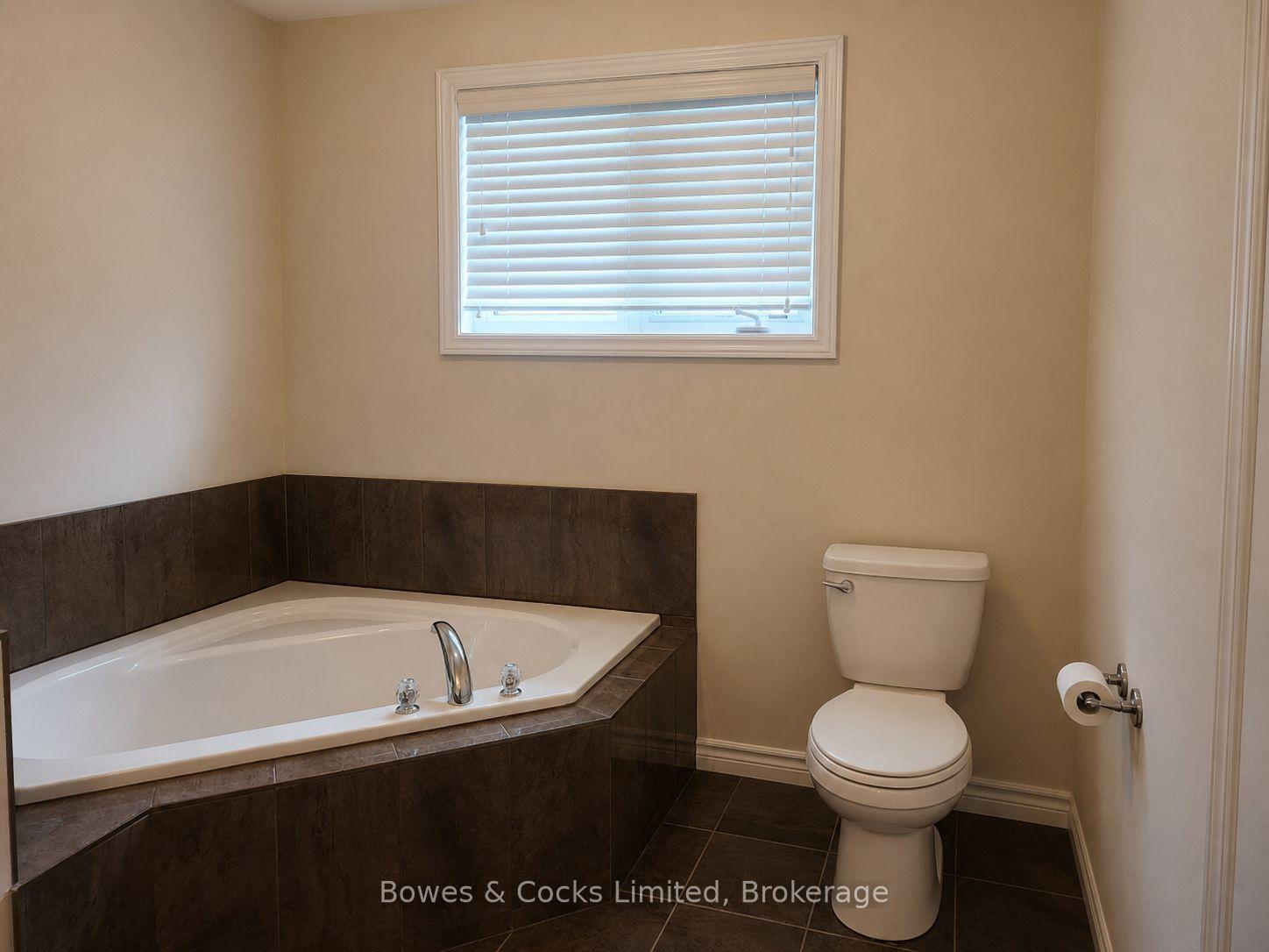 Photo 14 of 716 Sawmill Road, Peterborough, Northcrest Ward 5 — HOMEH