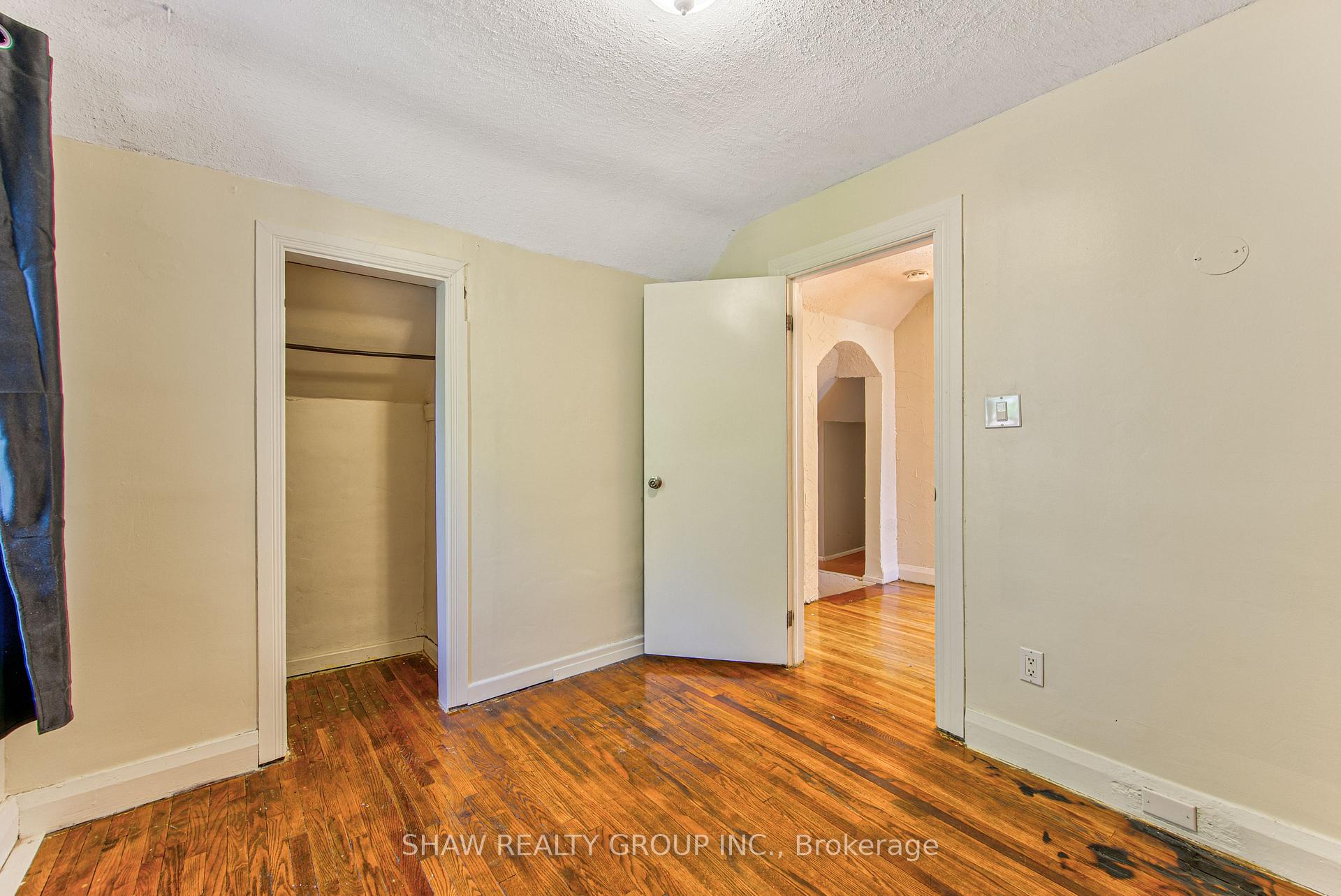 Photo 24 of 84 Franklin Street S, Kitchener, Stanley Park — HOMEH