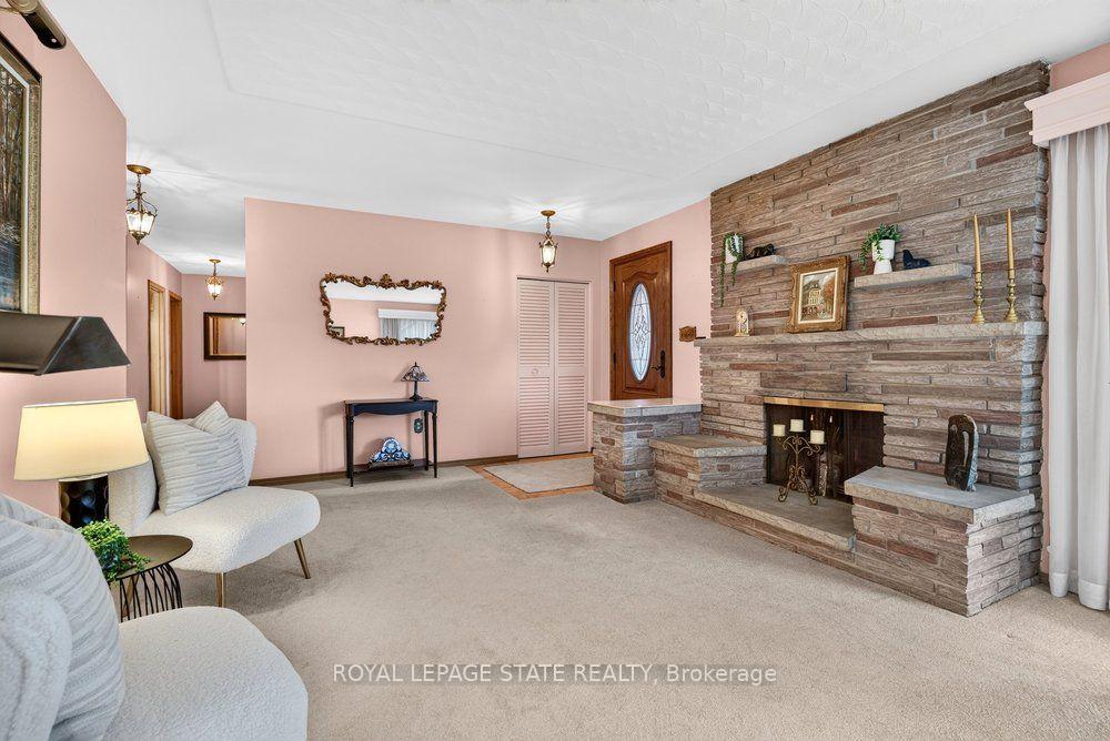 Photo 15 of 558 Mountain Brow Boulevard, Hamilton, Huntington — HOMEH