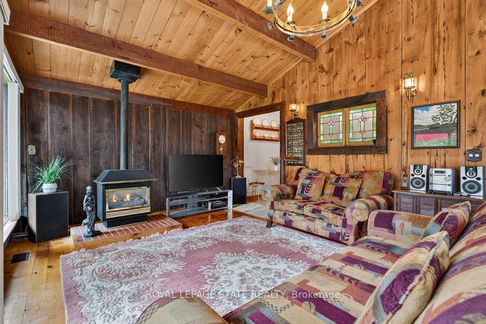 Photo 22 of 558 Mountain Brow Boulevard, Hamilton, Huntington — HOMEH