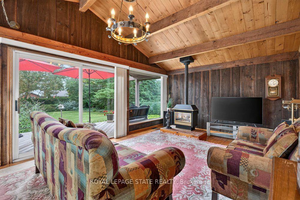 Photo 23 of 558 Mountain Brow Boulevard, Hamilton, Huntington — HOMEH
