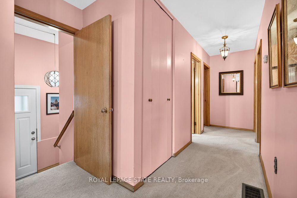 Photo 30 of 558 Mountain Brow Boulevard, Hamilton, Huntington — HOMEH
