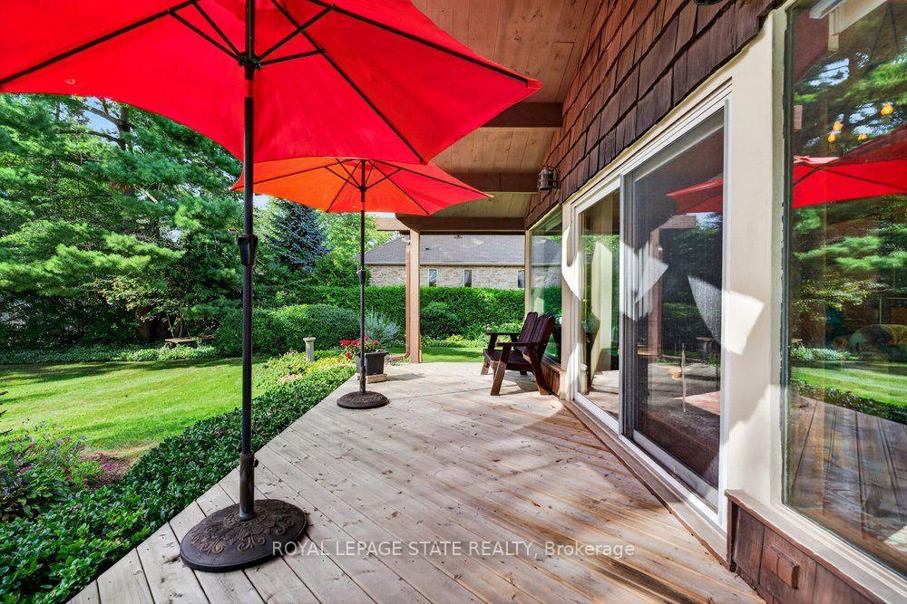 Photo 43 of 558 Mountain Brow Boulevard, Hamilton, Huntington — HOMEH