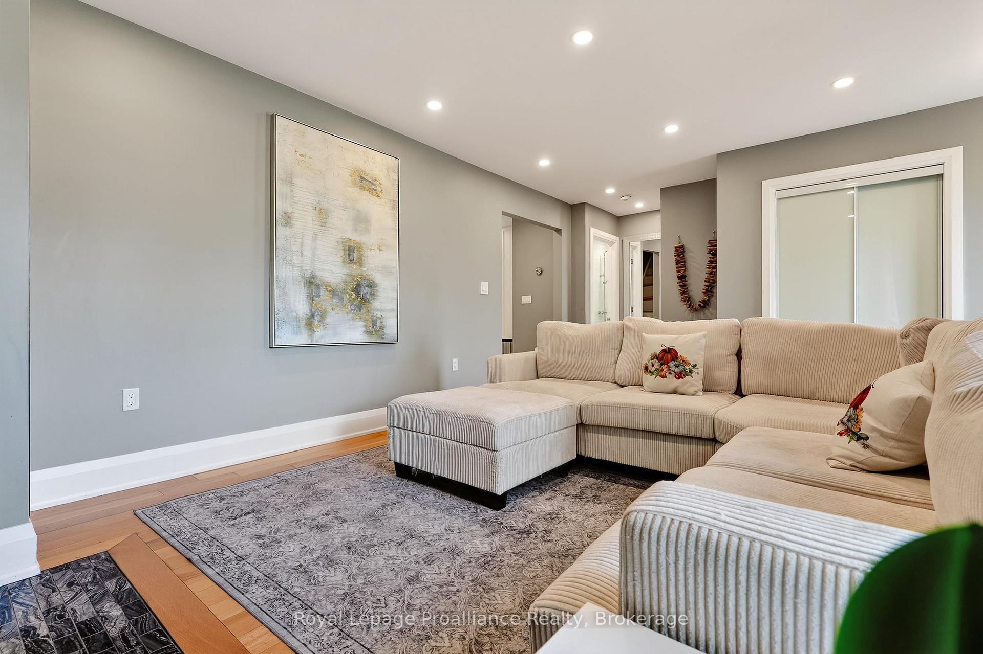 Photo 13 of 5 Carleton Boulevard, Hamilton Township, Baltimore — HOMEH
