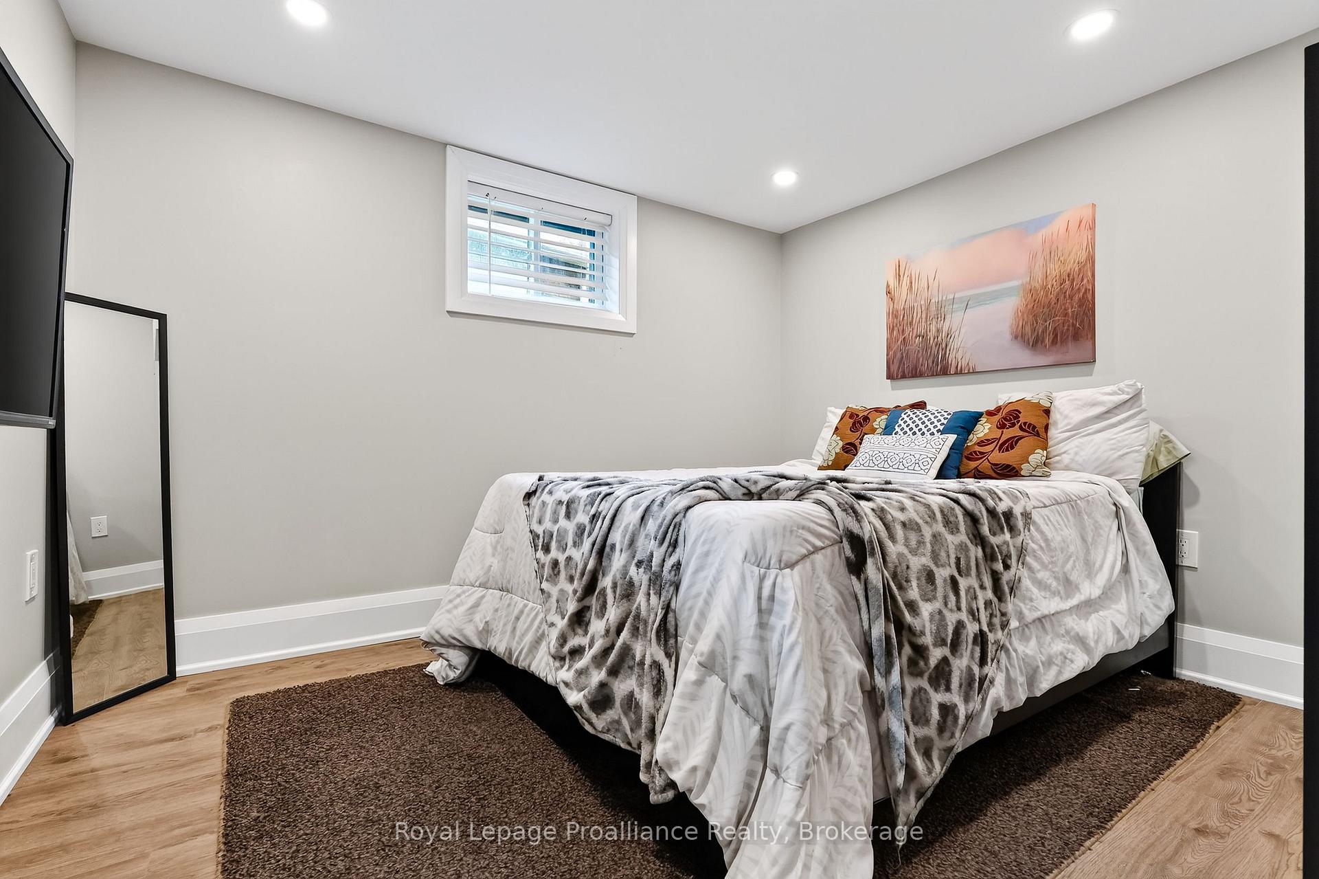 Photo 32 of 5 Carleton Boulevard, Hamilton Township, Baltimore — HOMEH