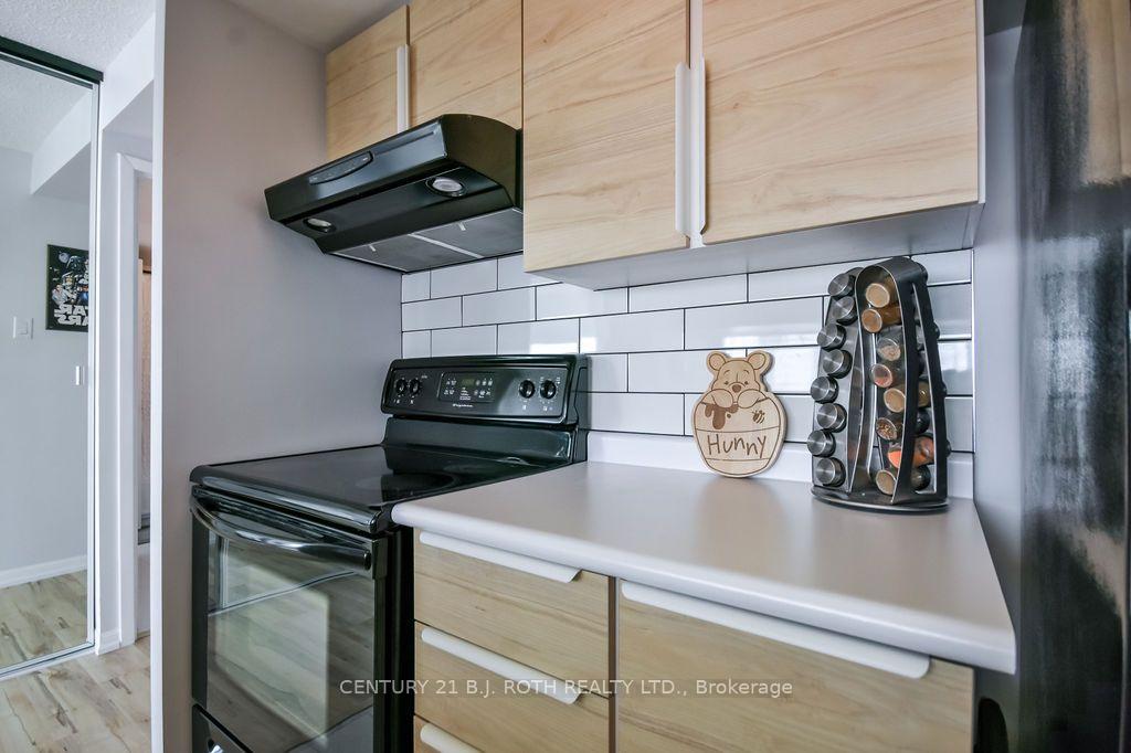 Photo 20 of Unit 1102, 75 Ellen Street, Barrie, City Centre — HOMEH