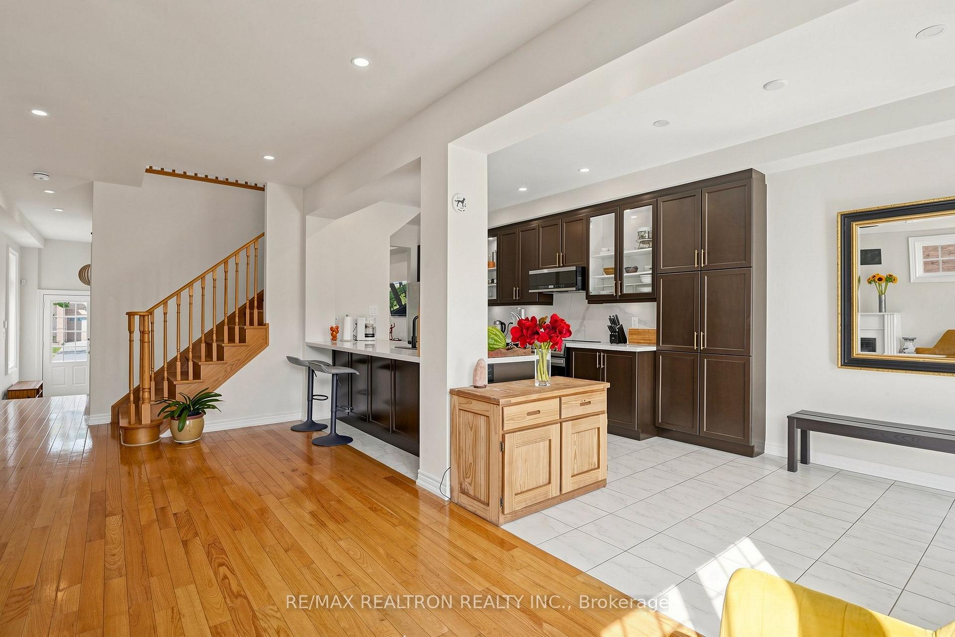 Photo 13 of 343 Mingay Avenue, Markham, Wismer — HOMEH