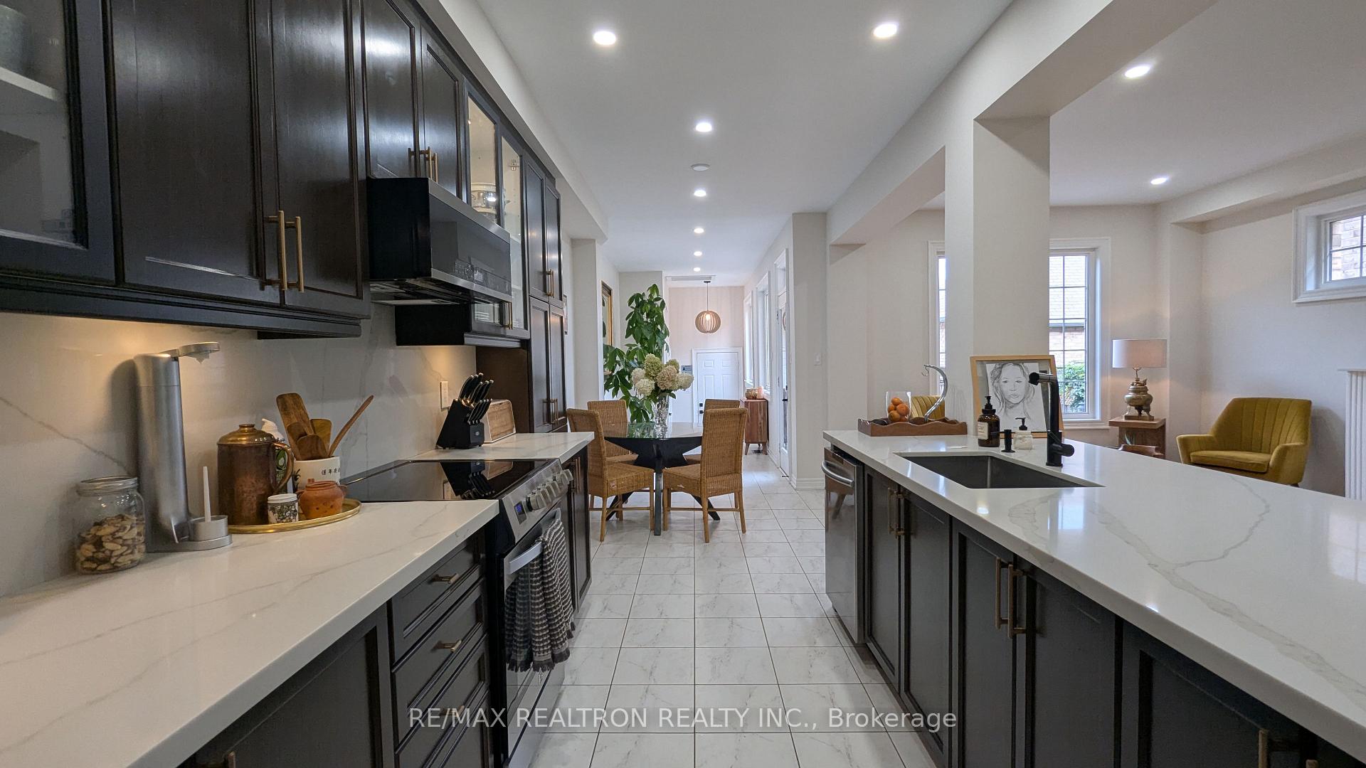 Photo 17 of 343 Mingay Avenue, Markham, Wismer — HOMEH