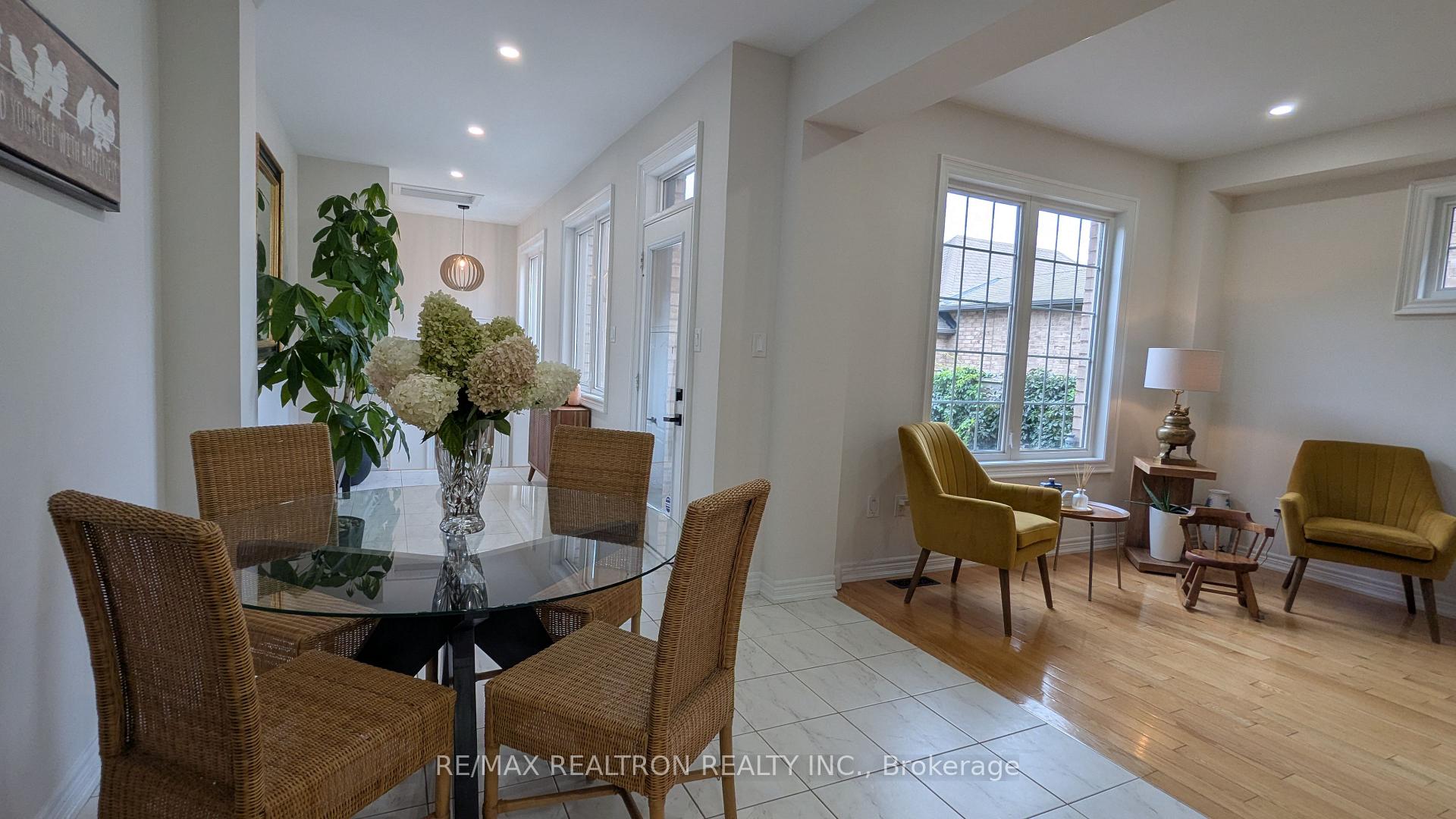 Photo 19 of 343 Mingay Avenue, Markham, Wismer — HOMEH