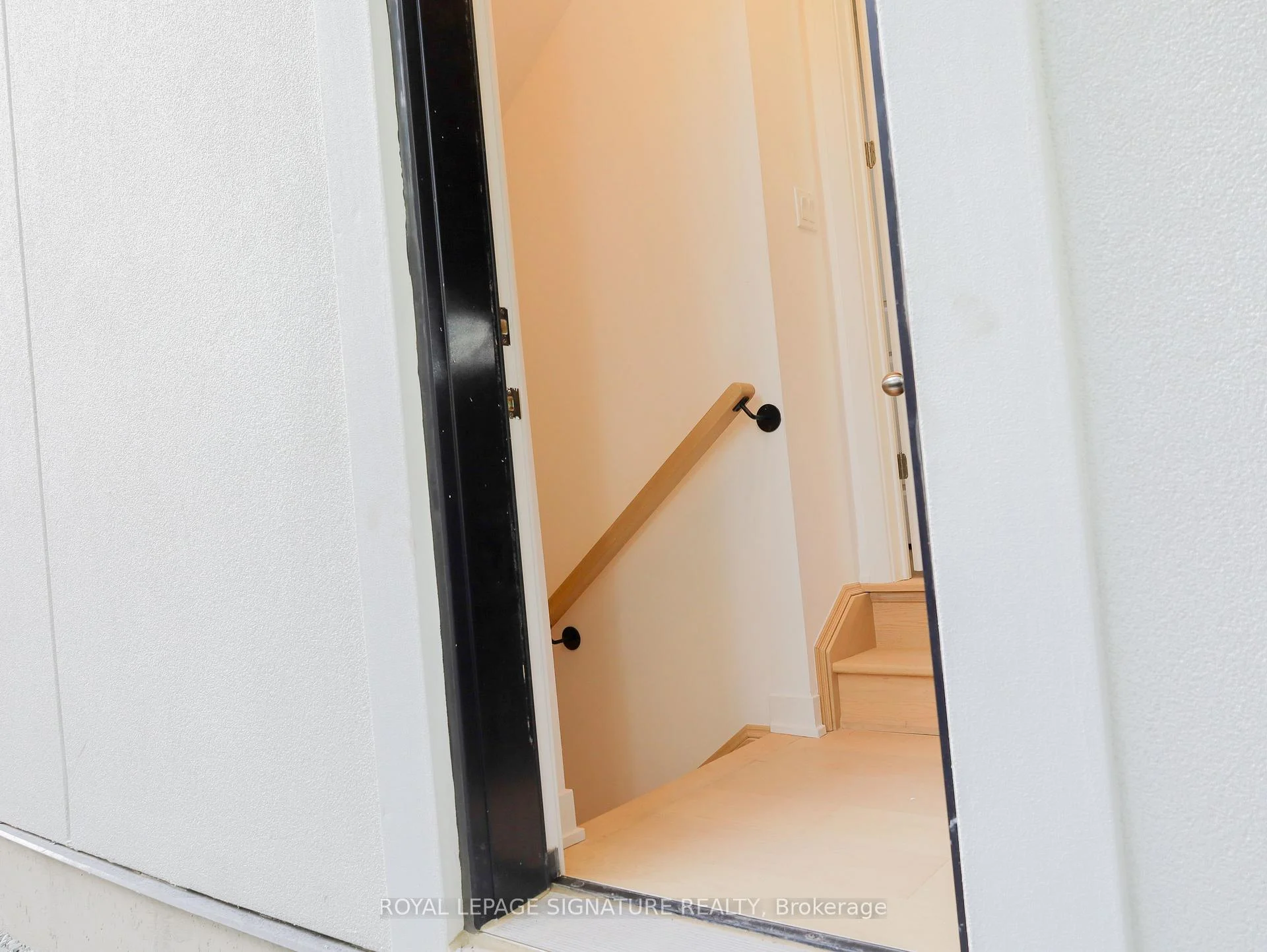 Photo 6 of Unit Basement, 31 Imogene Court, Richmond Hill, Langstaff — HOMEH