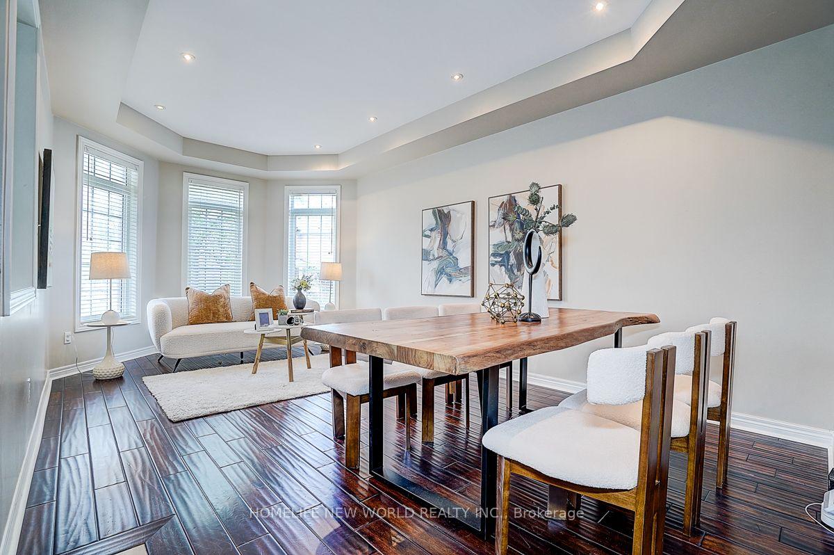 Photo 7 of 39 James Parrott Avenue, Markham, Wismer — HOMEH