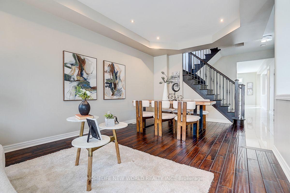 Photo 8 of 39 James Parrott Avenue, Markham, Wismer — HOMEH