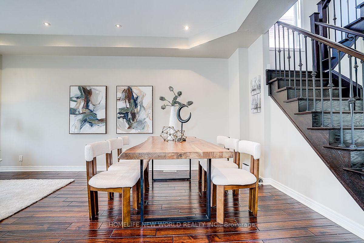 Photo 9 of 39 James Parrott Avenue, Markham, Wismer — HOMEH