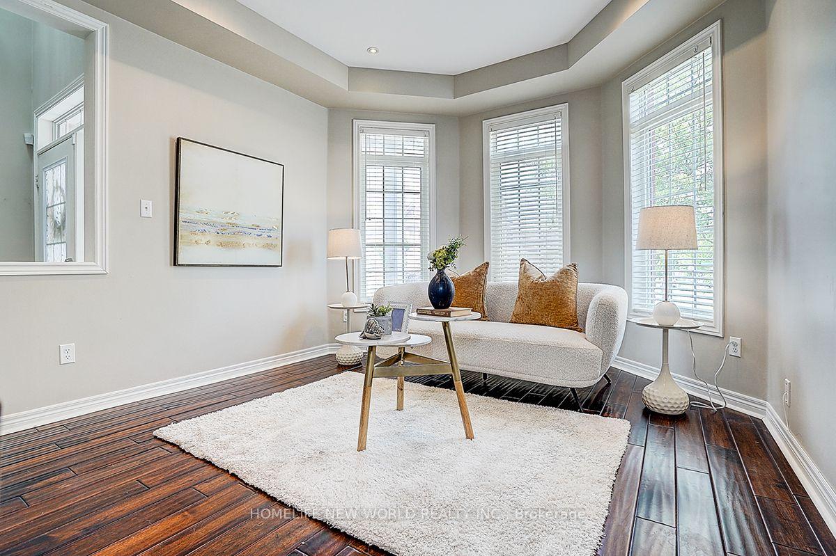 Photo 11 of 39 James Parrott Avenue, Markham, Wismer — HOMEH