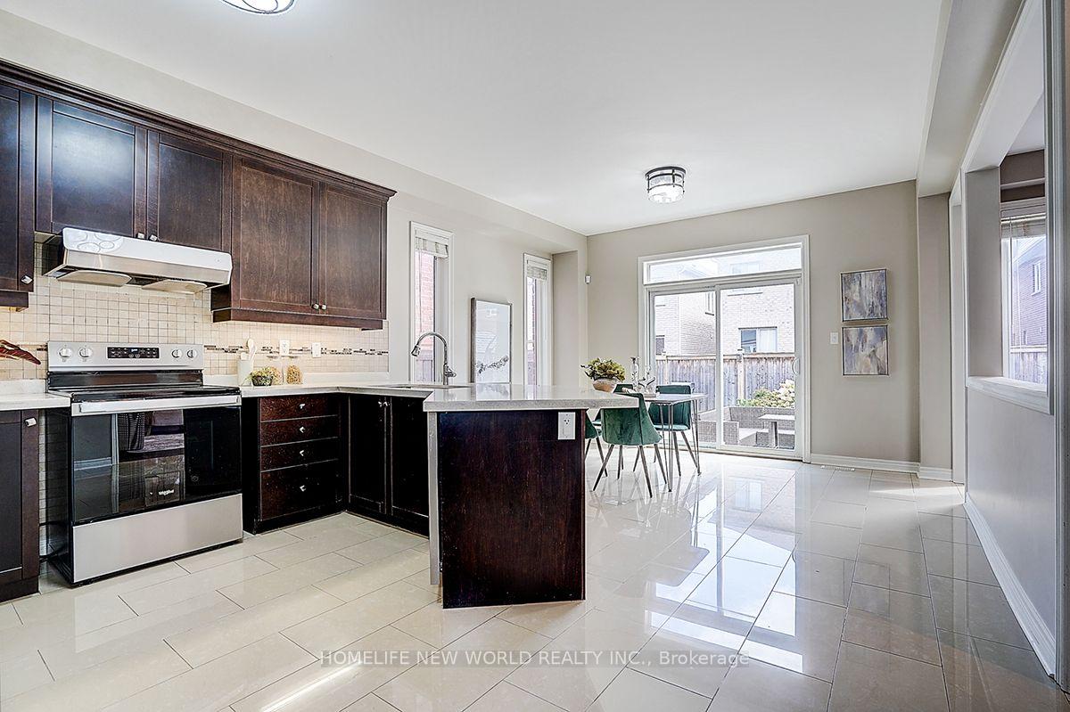 Photo 12 of 39 James Parrott Avenue, Markham, Wismer — HOMEH