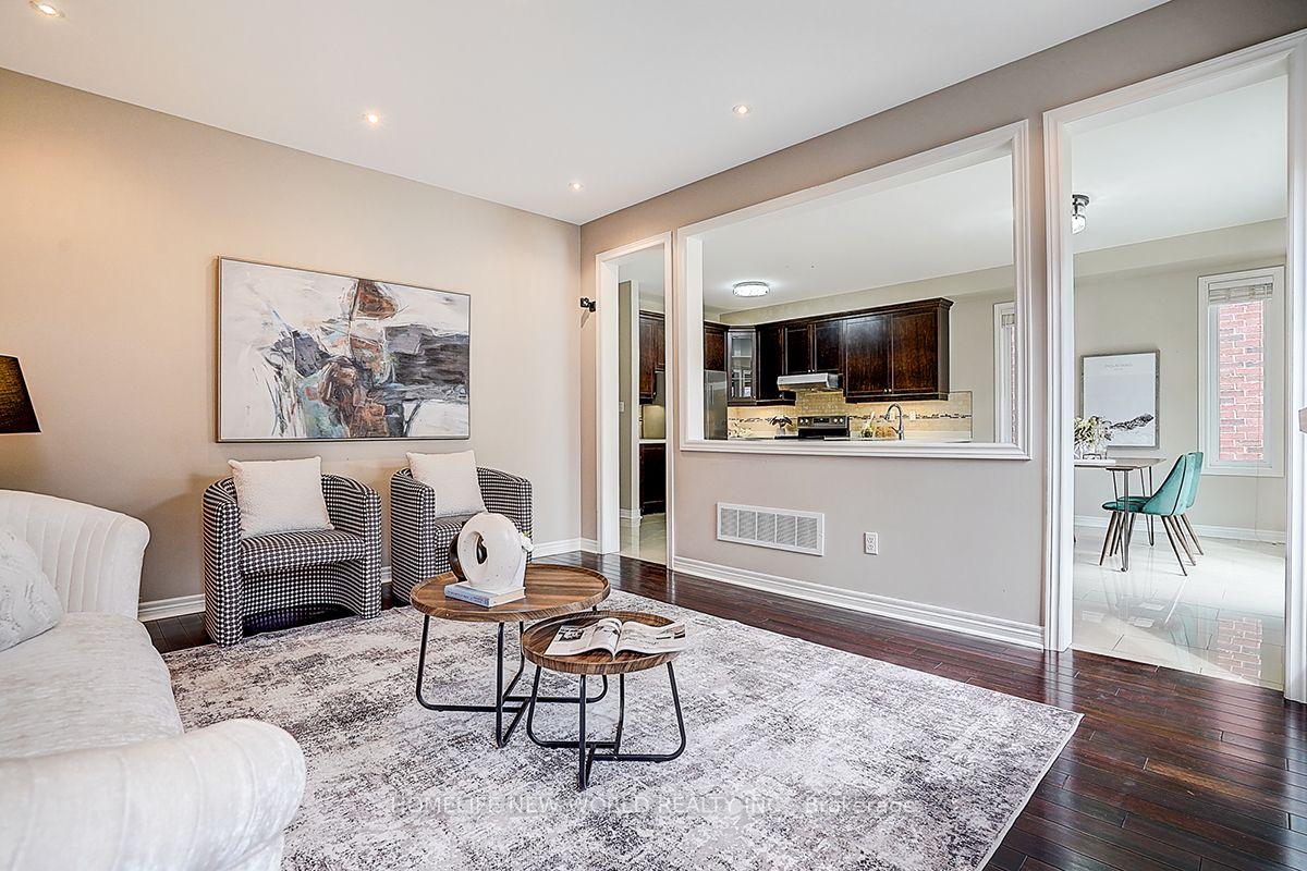 Photo 22 of 39 James Parrott Avenue, Markham, Wismer — HOMEH