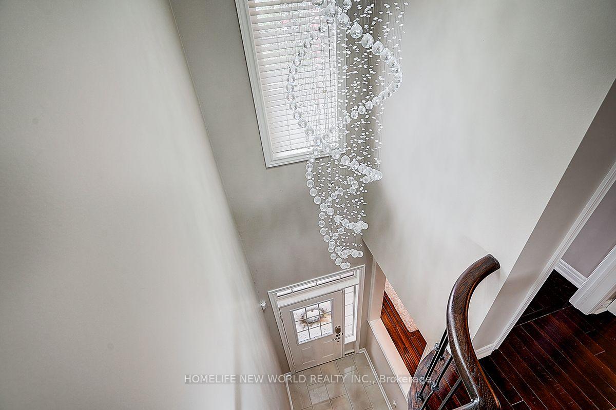 Photo 27 of 39 James Parrott Avenue, Markham, Wismer — HOMEH