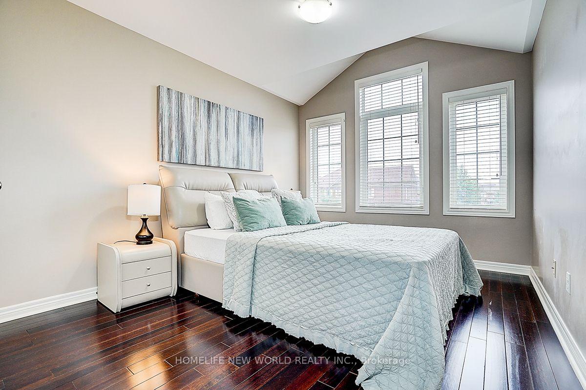 Photo 38 of 39 James Parrott Avenue, Markham, Wismer — HOMEH