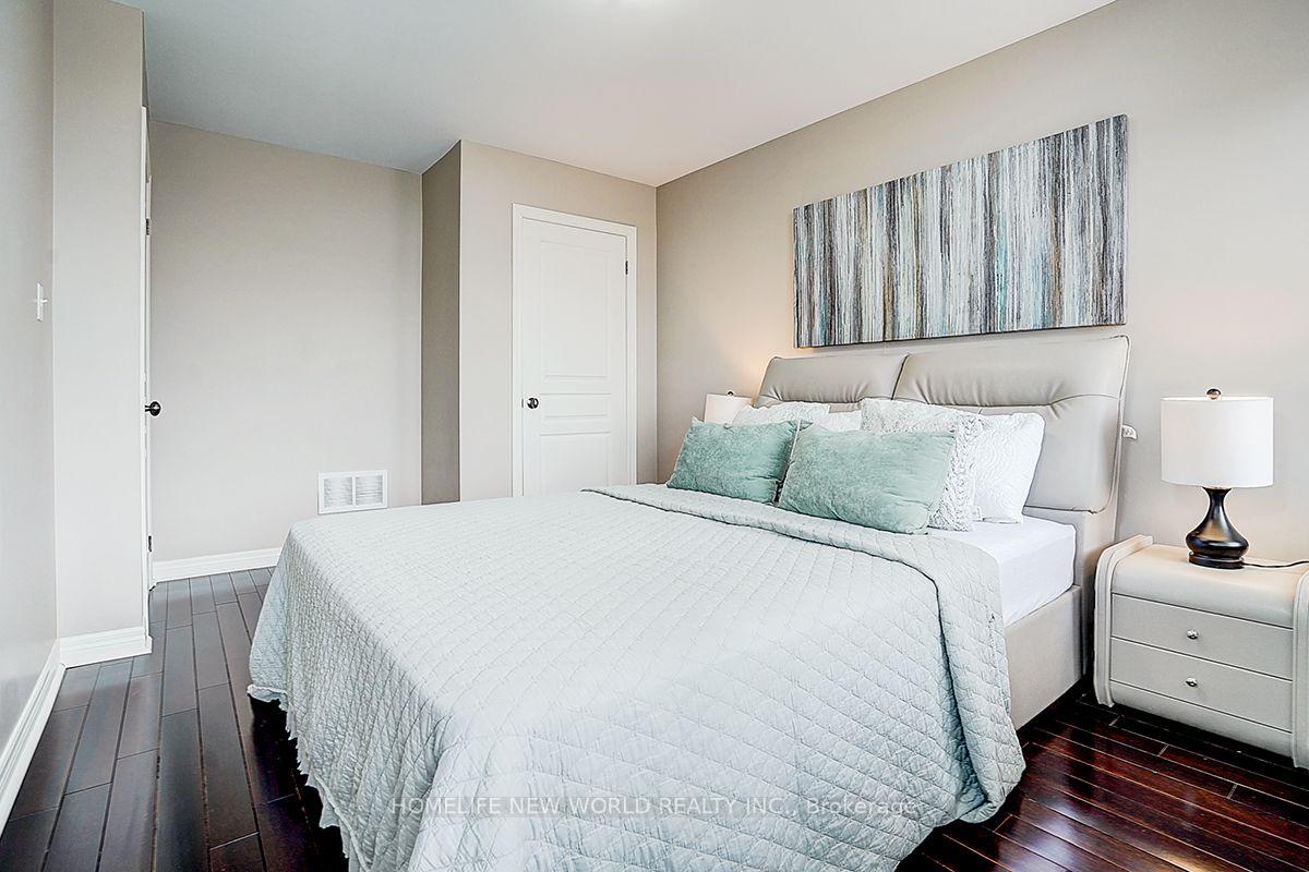 Photo 39 of 39 James Parrott Avenue, Markham, Wismer — HOMEH