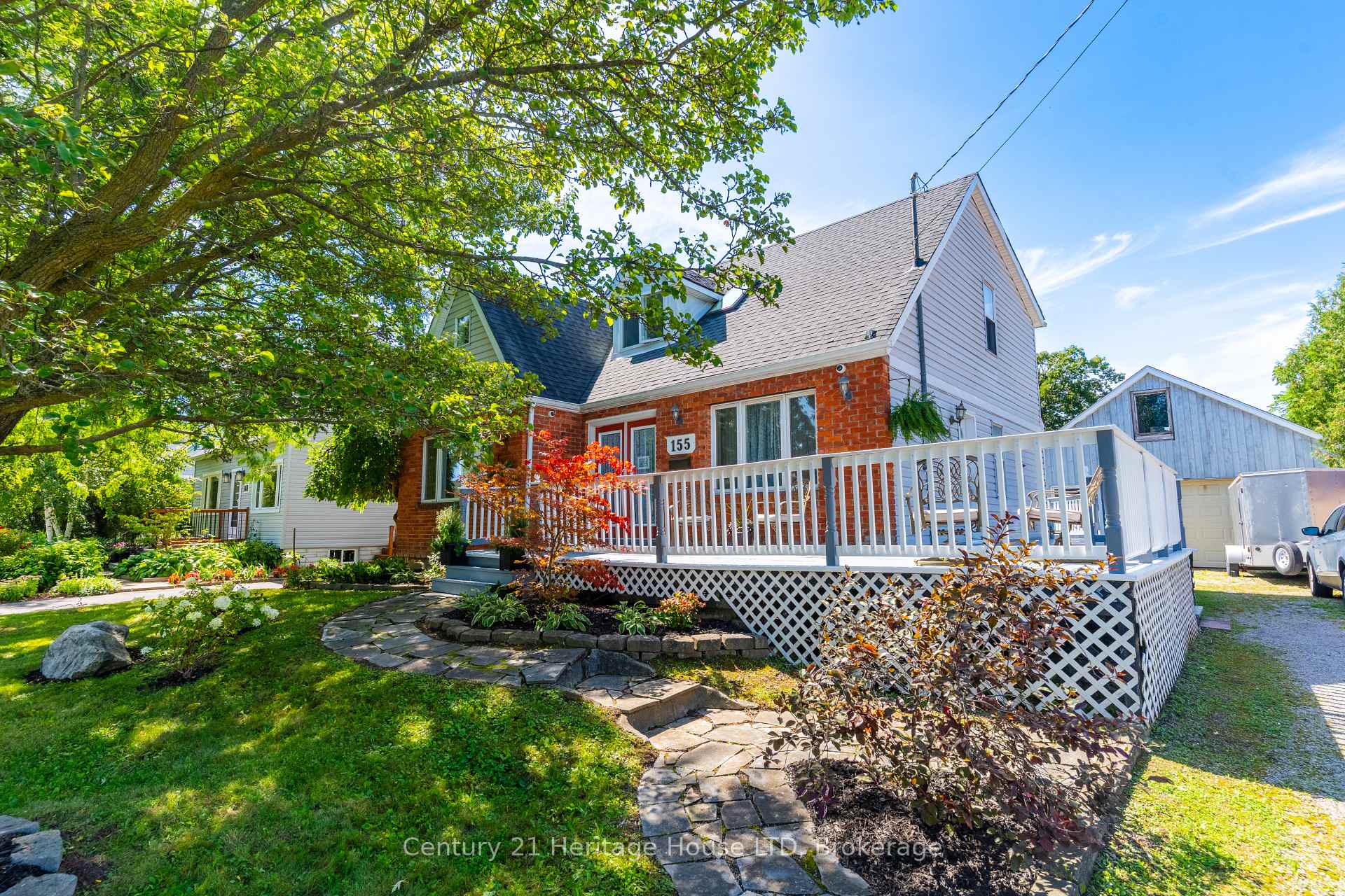 Photo 2 of 155 Wilton Avenue, Welland, Broadway — HOMEH