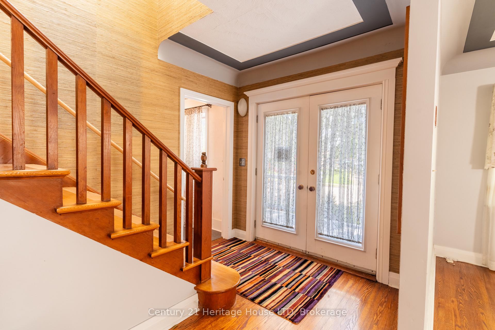 Photo 20 of 155 Wilton Avenue, Welland, Broadway — HOMEH