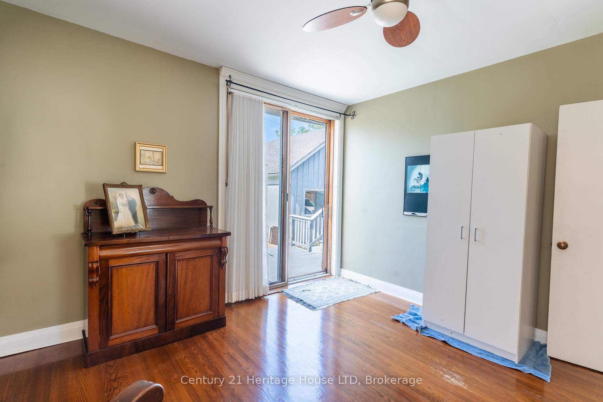 Photo 26 of 155 Wilton Avenue, Welland, Broadway — HOMEH