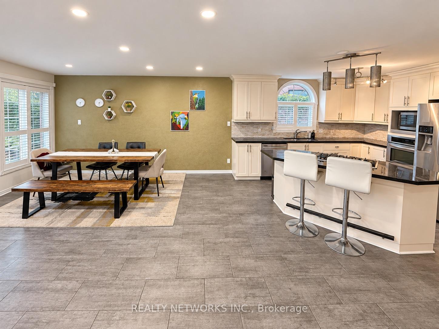 Photo 10 of 1210 Lavigne Boulevard, Timmins, TNE - North — HOMEH