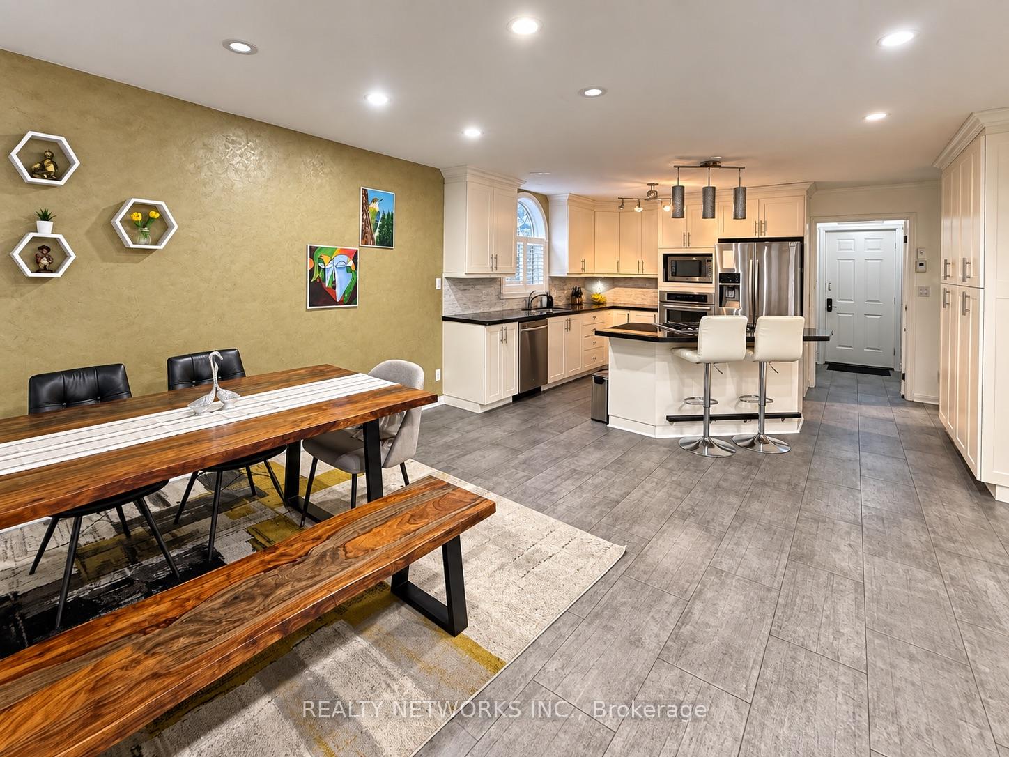 Photo 11 of 1210 Lavigne Boulevard, Timmins, TNE - North — HOMEH