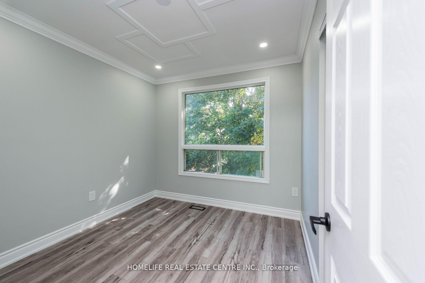 Photo 22 of 79 Fox Run, Barrie, Letitia Heights — HOMEH