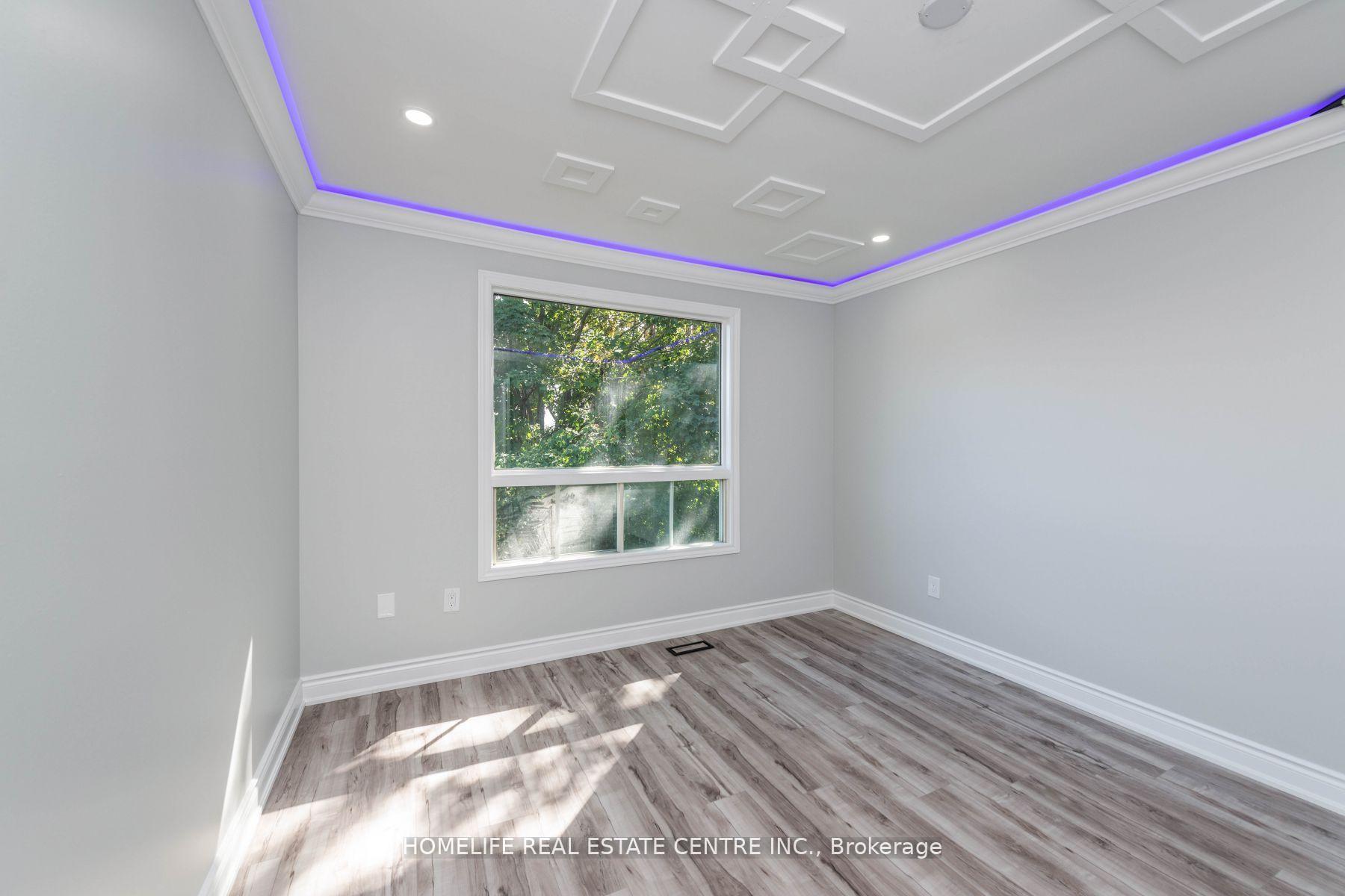 Photo 28 of 79 Fox Run, Barrie, Letitia Heights — HOMEH