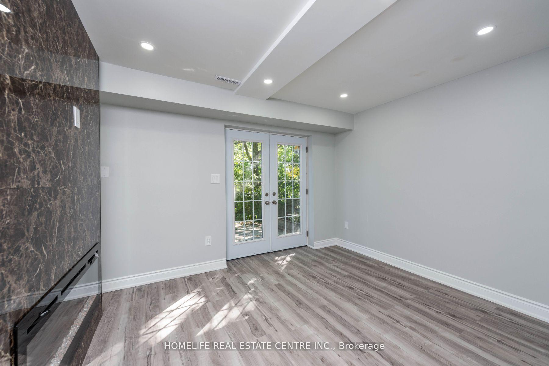 Photo 40 of 79 Fox Run, Barrie, Letitia Heights — HOMEH