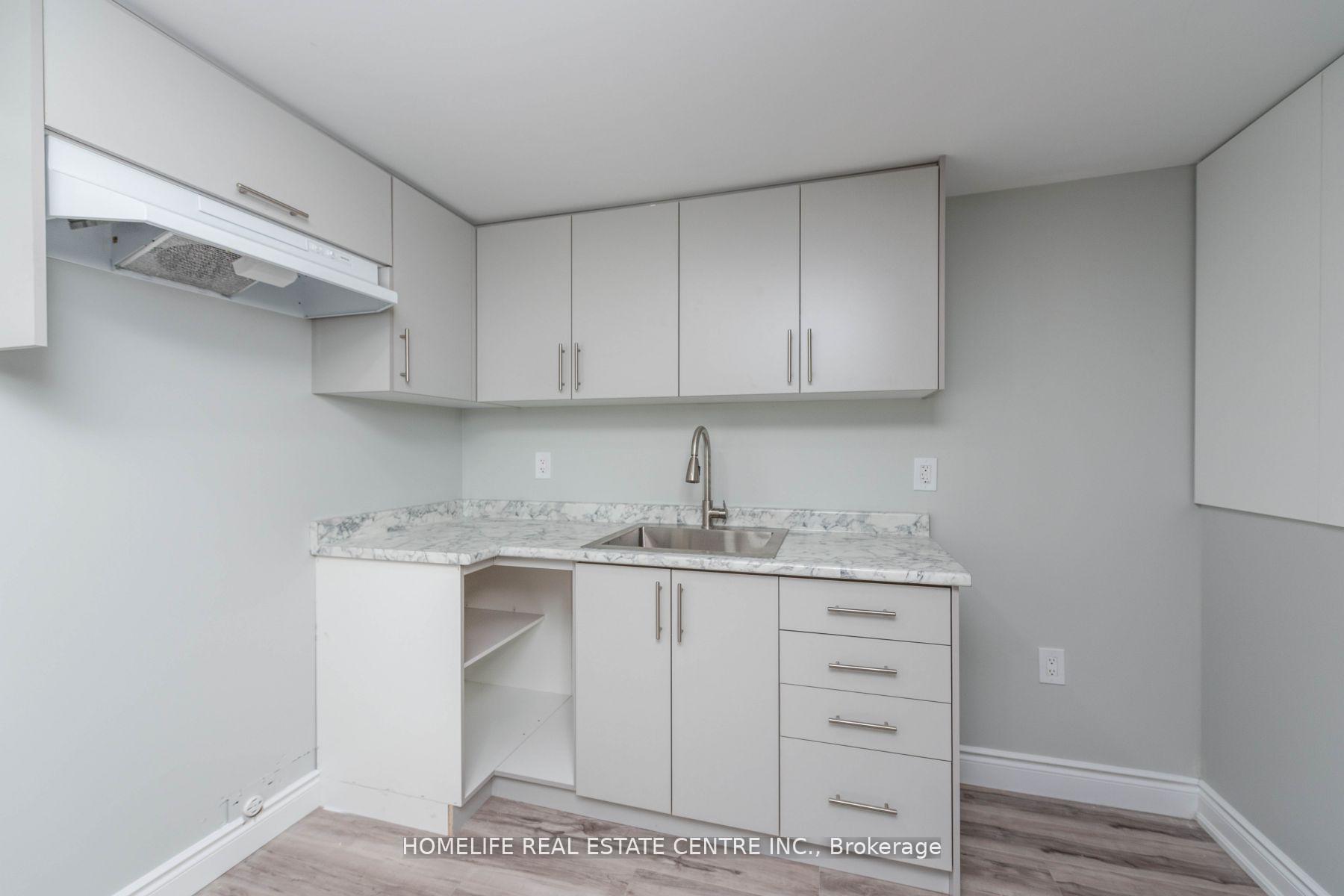 Photo 43 of 79 Fox Run, Barrie, Letitia Heights — HOMEH