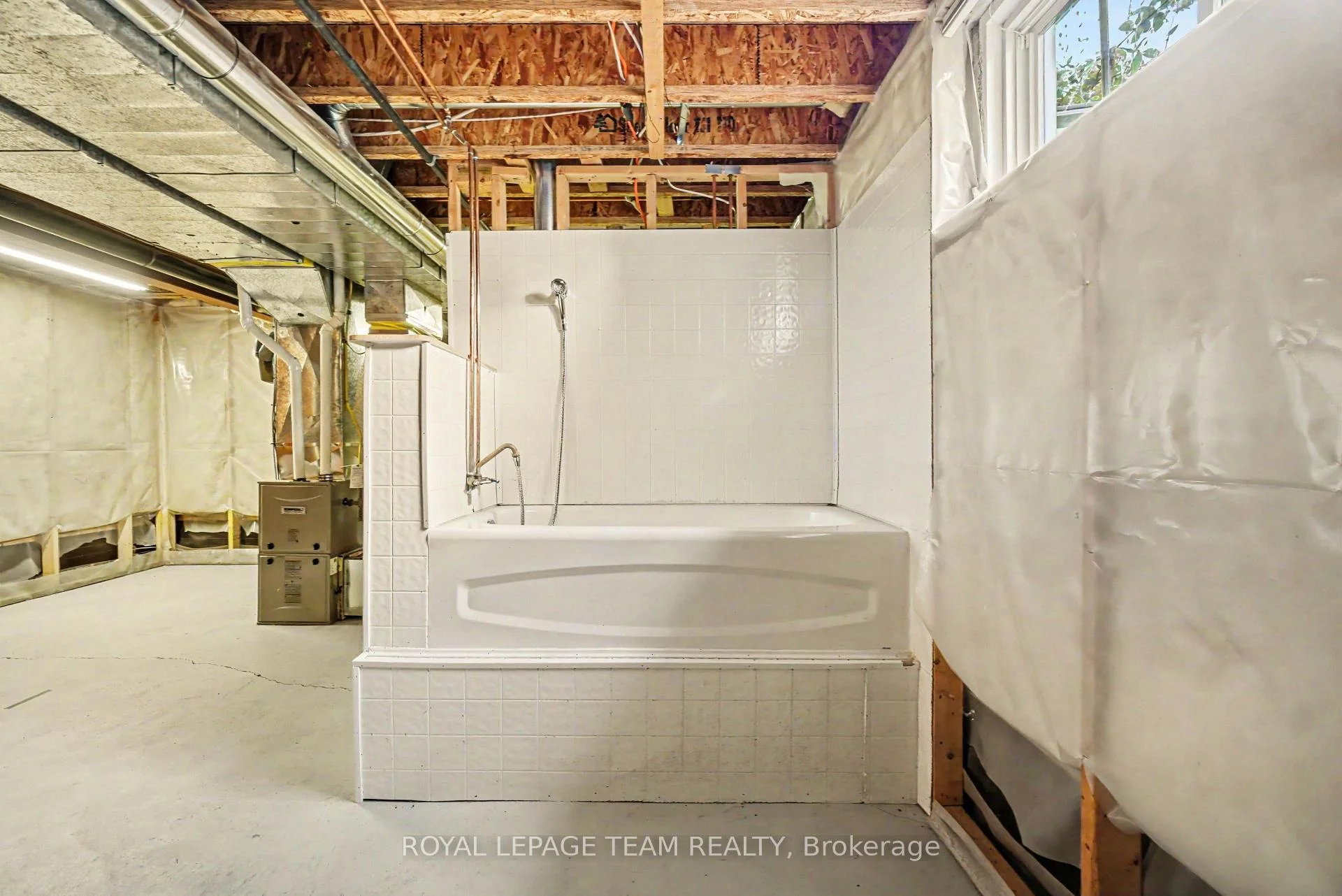 Photo 9 of 14 Berryman Street, Carleton Place, Carleton Place — HOMEH