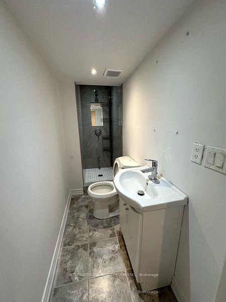 Photo 11 of Unit Basement, 97 Long Point Drive, Richmond Hill, Oak Ridges Lake Wilcox — HOMEH