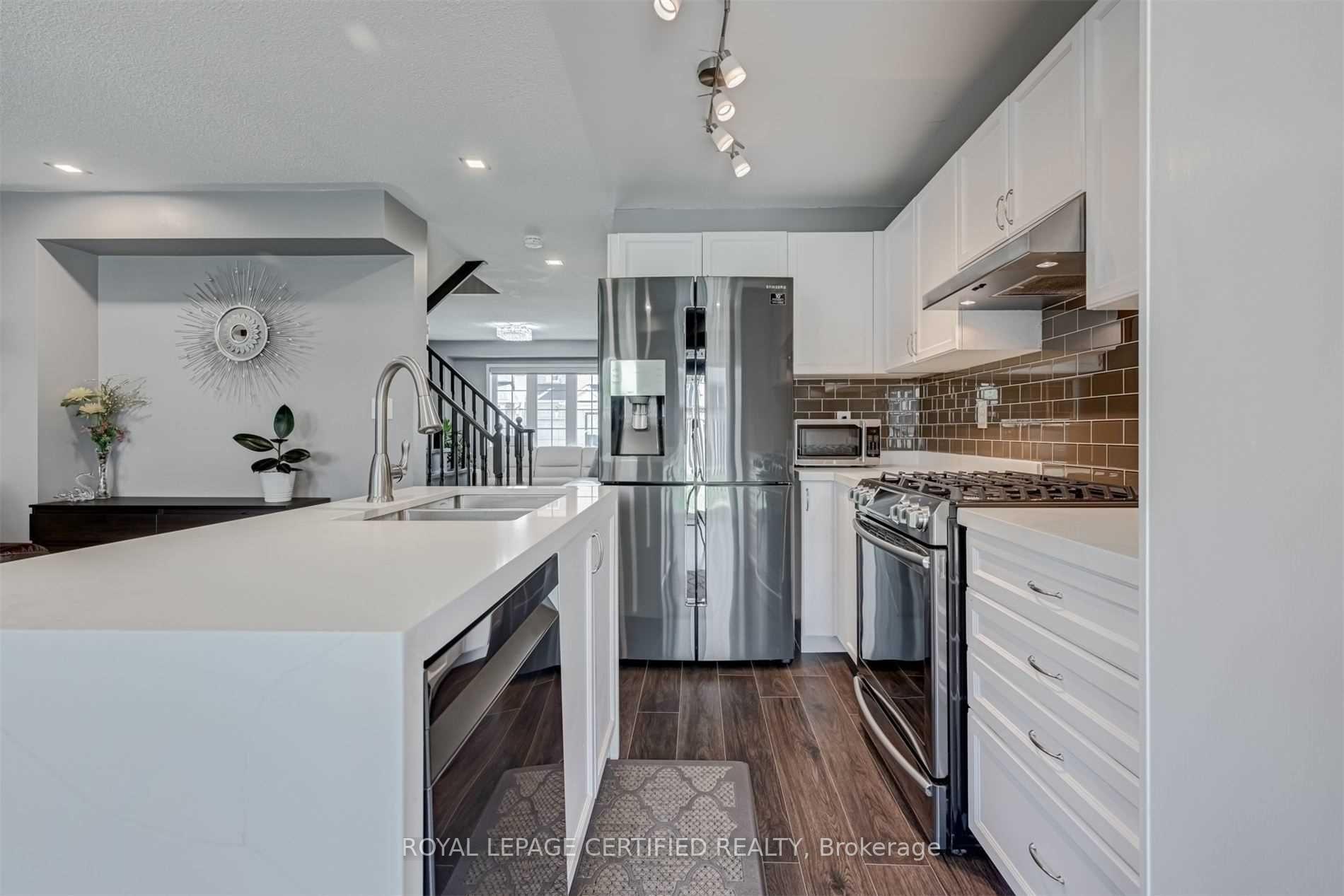 Photo 14 of 2408 Curtis Road, Burlington, Orchard — HOMEH