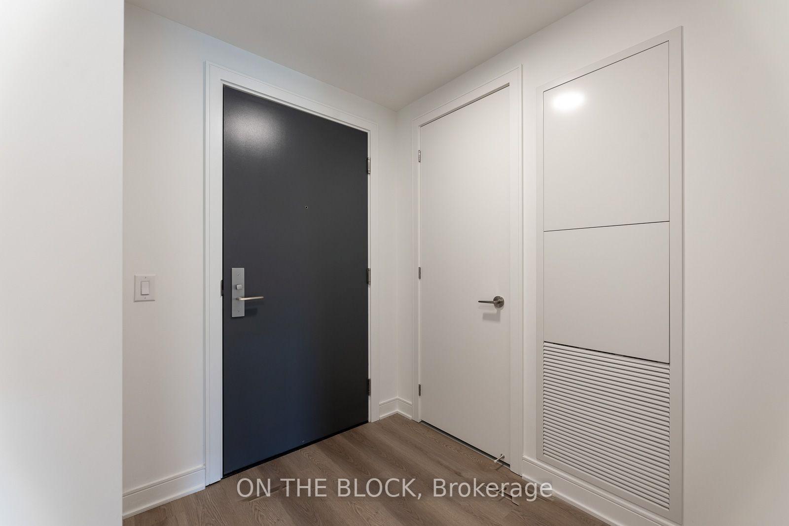 Photo 2 of Unit 807, 86 Dundas Street E, Mississauga, Cooksville — HOMEH