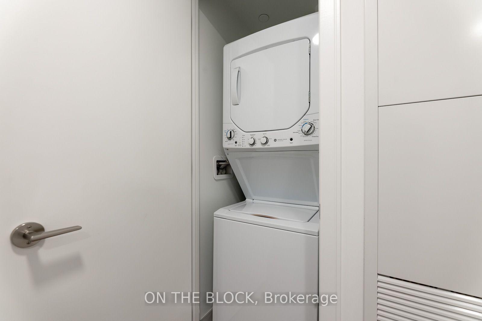 Photo 3 of Unit 807, 86 Dundas Street E, Mississauga, Cooksville — HOMEH