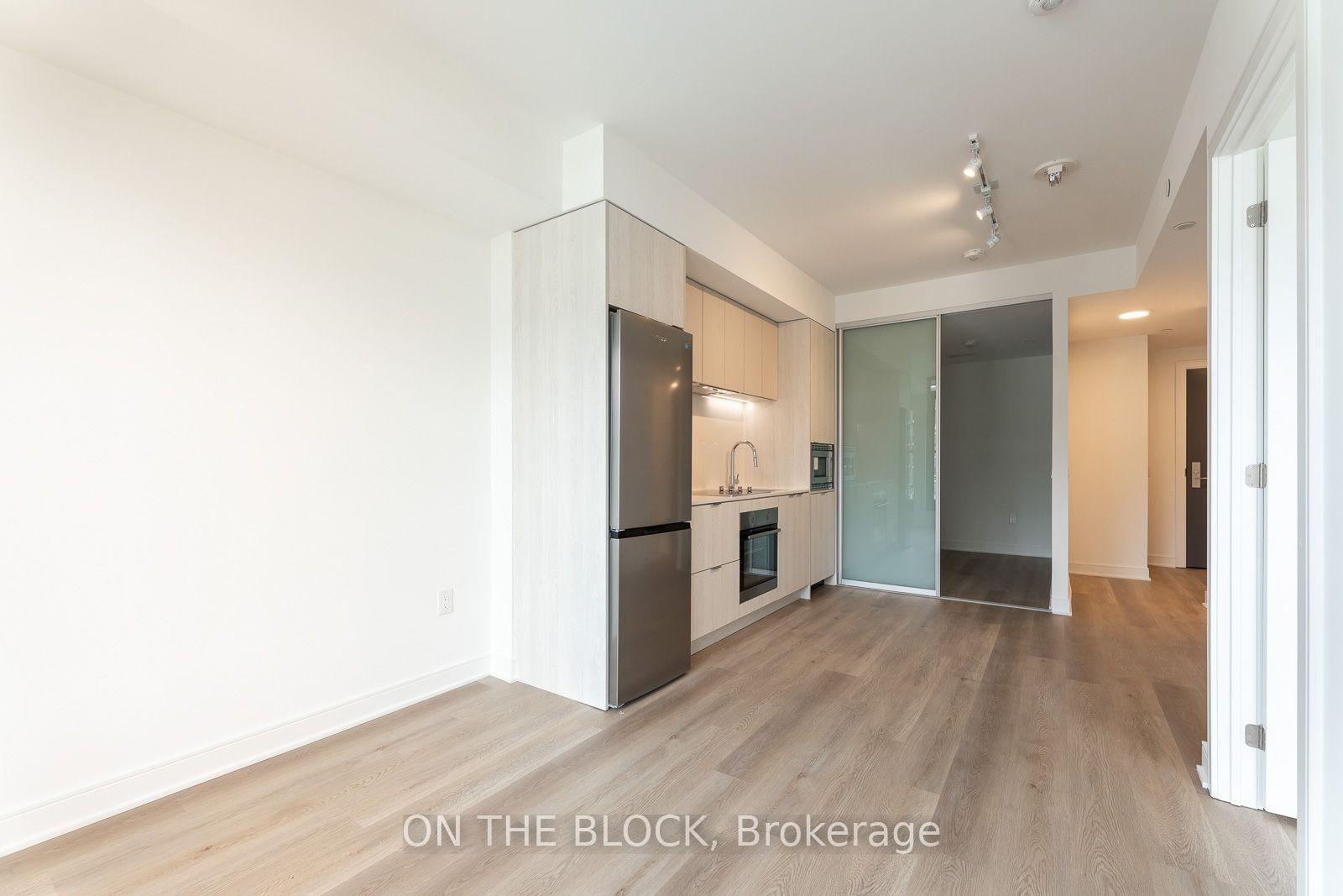 Photo 7 of Unit 807, 86 Dundas Street E, Mississauga, Cooksville — HOMEH