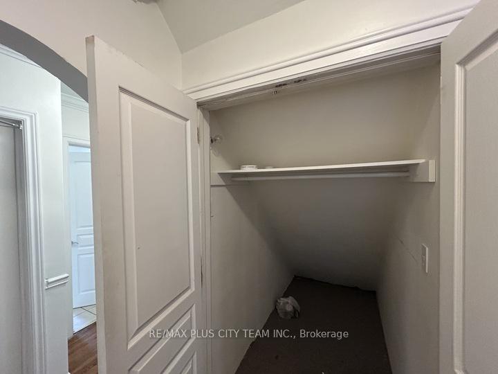 Photo 15 of Unit 1, 1745 Bathurst Street, Toronto, Forest Hill South — HOMEH