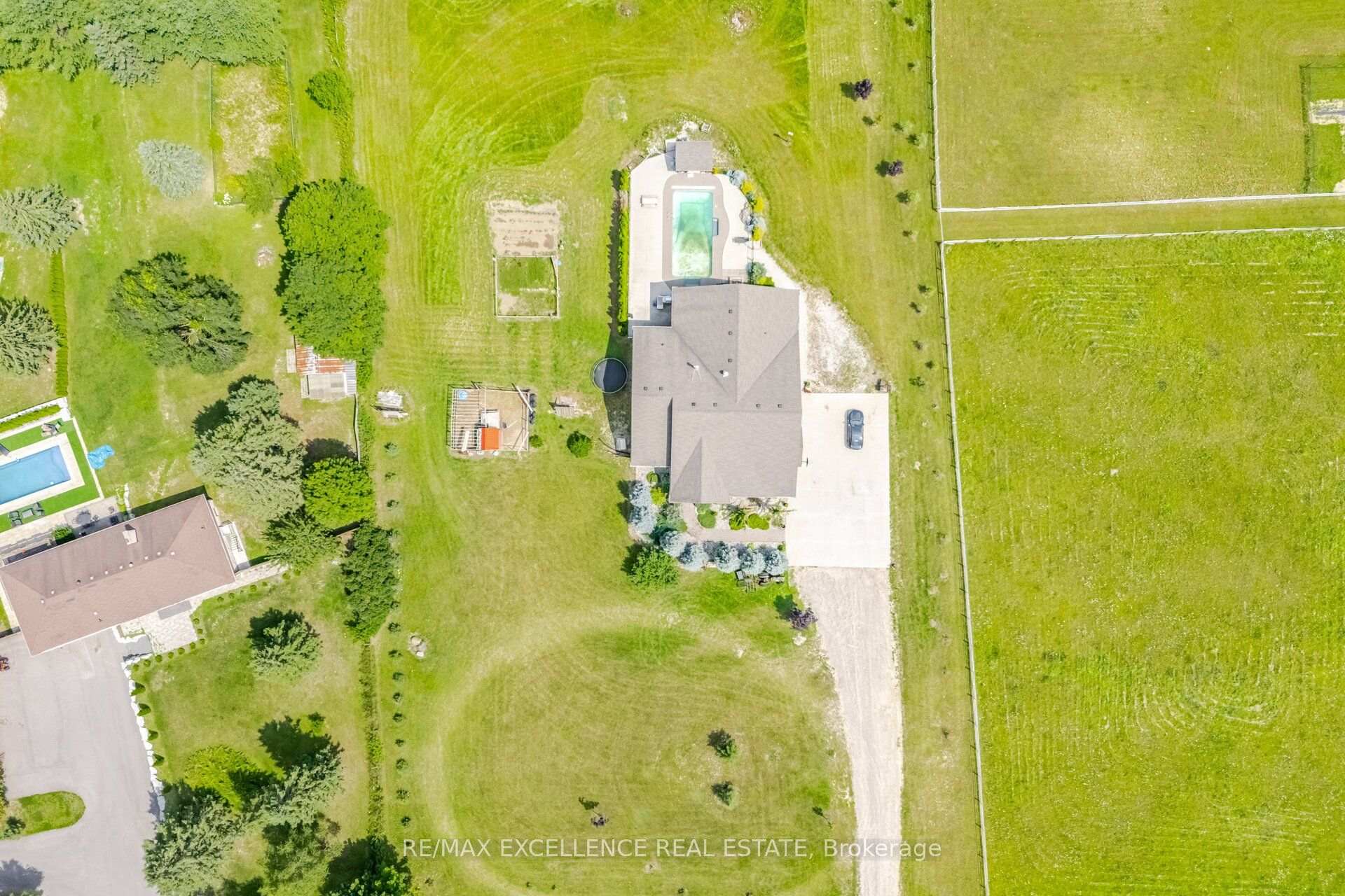 Photo 3 of 5593 Trafalgar Road, Erin, Rural Erin — HOMEH