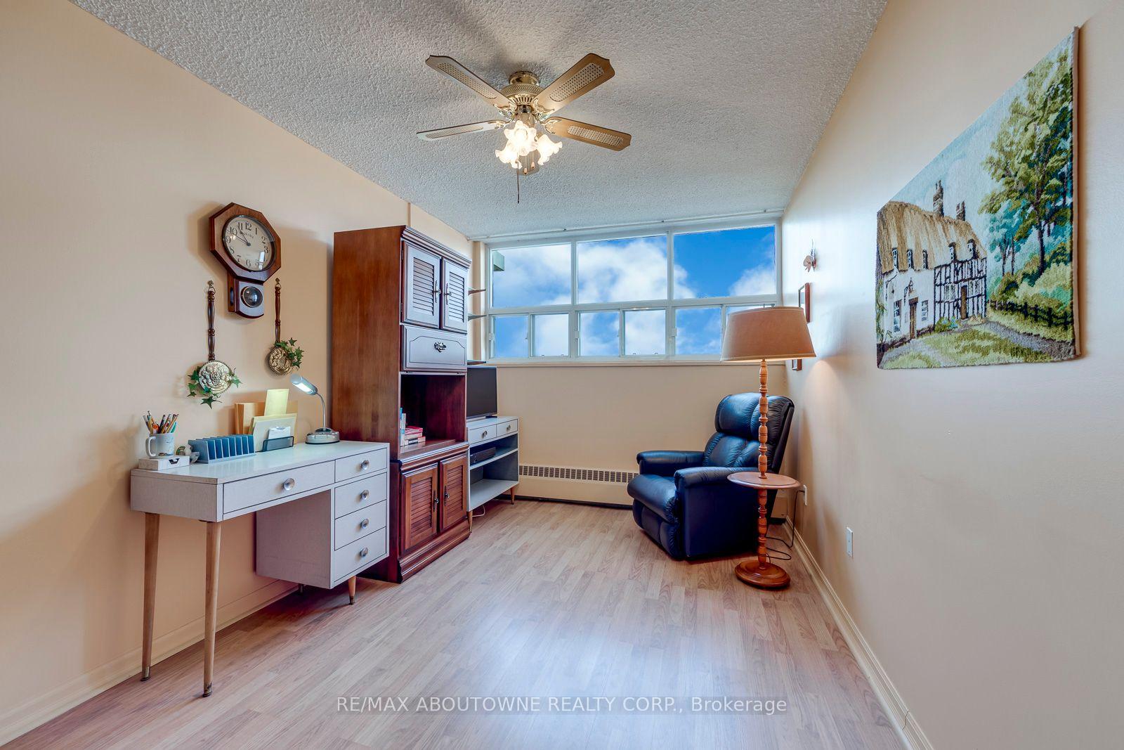 Photo 37 of Unit 906, 212 Kerr Street, Oakville, Central — HOMEH