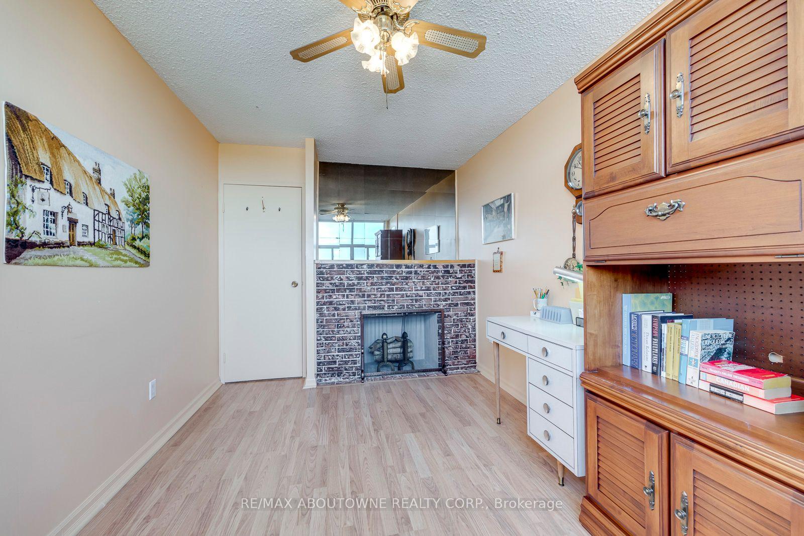 Photo 39 of Unit 906, 212 Kerr Street, Oakville, Central — HOMEH