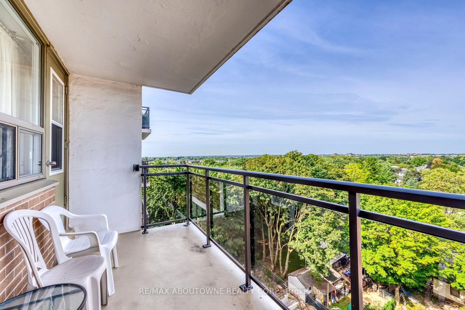 Photo 42 of Unit 906, 212 Kerr Street, Oakville, Central — HOMEH