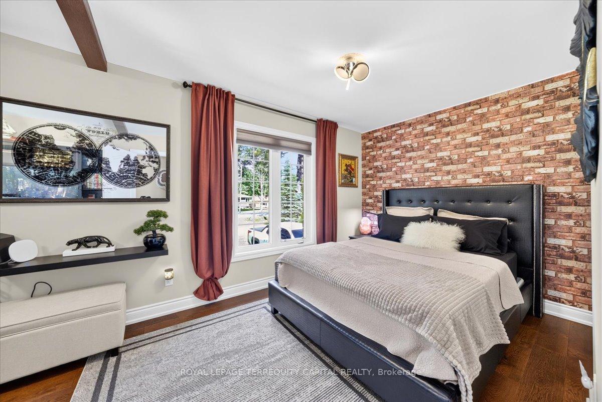 Photo 19 of 1192 St. Vincent Street, Springwater, Midhurst — HOMEH