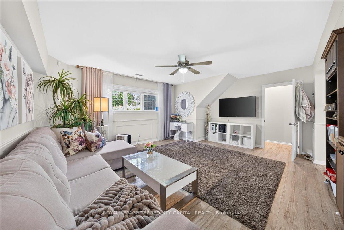 Photo 29 of 1192 St. Vincent Street, Springwater, Midhurst — HOMEH
