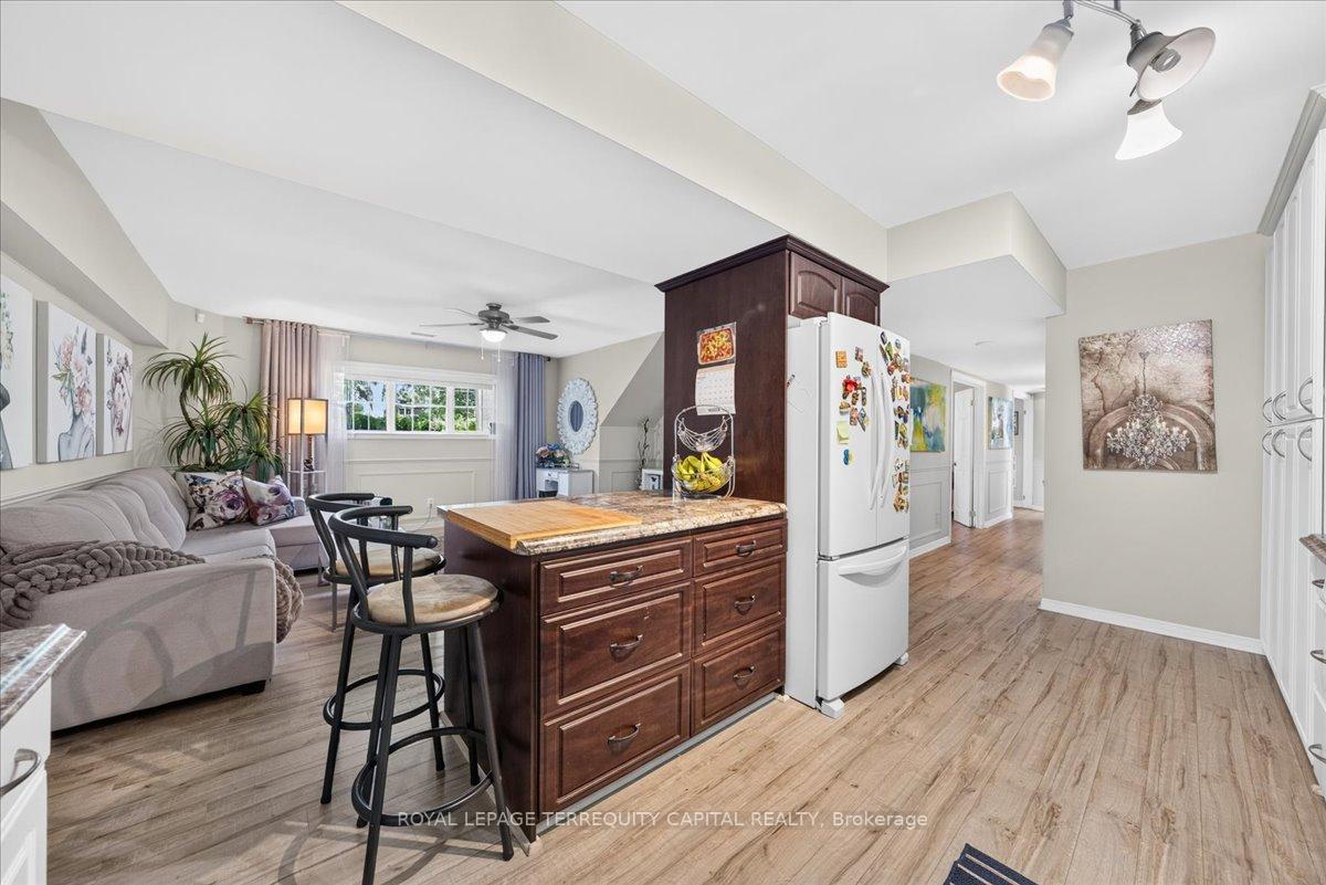 Photo 31 of 1192 St. Vincent Street, Springwater, Midhurst — HOMEH