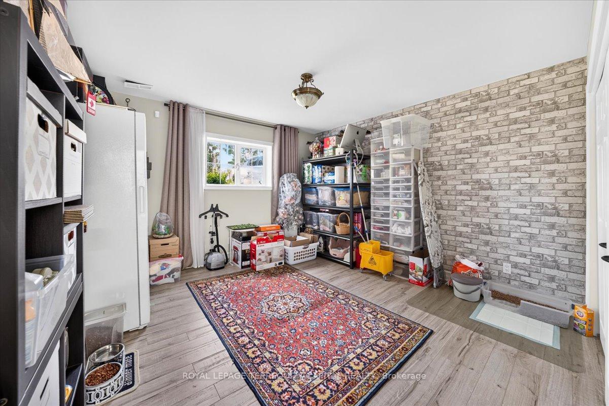 Photo 38 of 1192 St. Vincent Street, Springwater, Midhurst — HOMEH