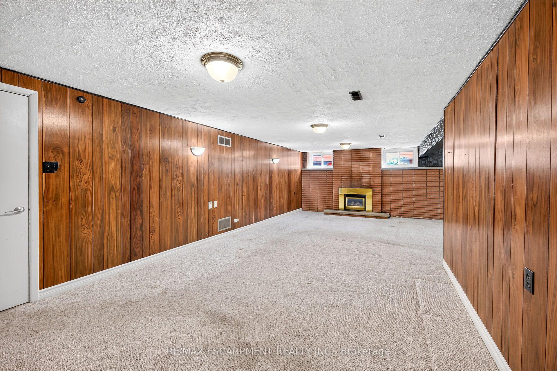 Photo 26 of 50 Berko Avenue, Hamilton, Lawfield — HOMEH